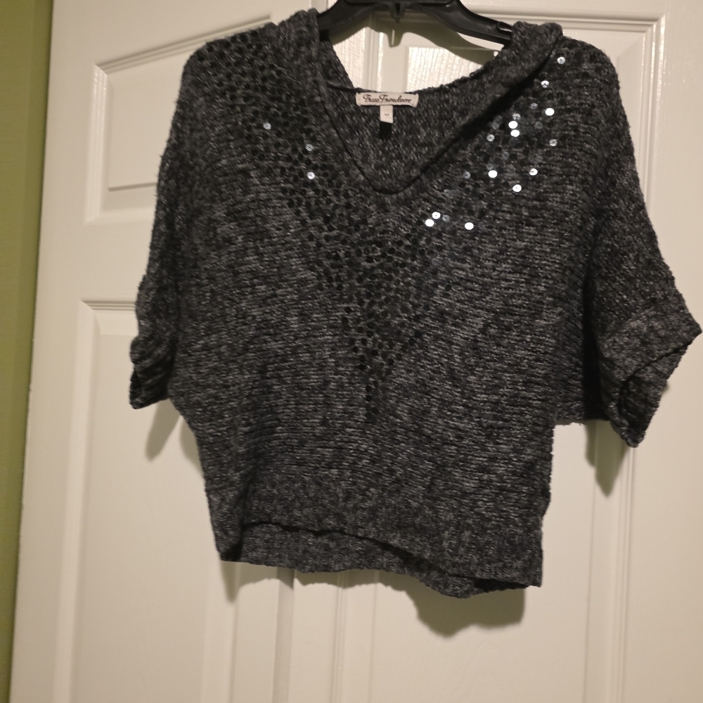 True Frewsom Gray Knit Sweater with Sequins